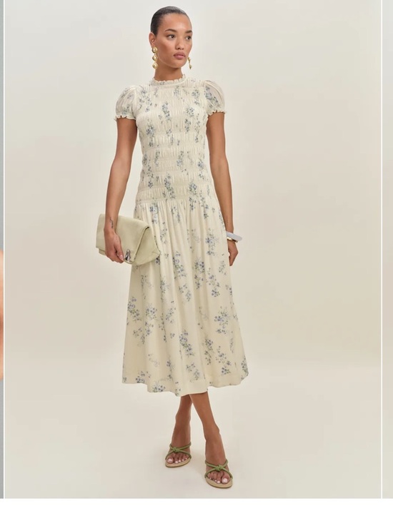 Reformation Dresses & Skirts - NWT Reformation KIRIA RUCHED FLORAL MIDI DRESS Size 6